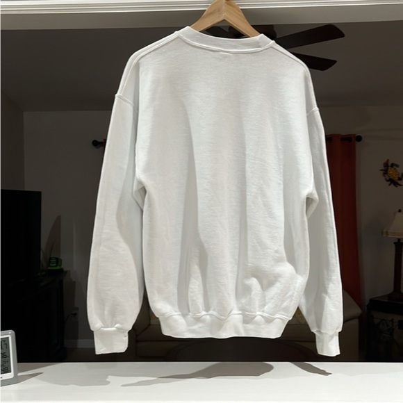 Leopard Snowman Christmas Ugly Sweater Sweatshirt Women’s Size M - Picture 2 of 4